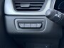 Renault Captur 1.6 E-Tech PHEV 160pk Intens | Trekhaak | Stoelverwarming | 18 Inch | Dodehoeksensoren | Camera | Climate Control |