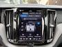 Volvo XC60 Plug-In Hybrid AWD T6 Plus Dark Recharge ADAPT. CRUISE CONTROL | STUUR & STOEL VERWARMING | PANORAMA DAK | 360 GRADEN CAMERA | ELEK. STOELEN MET GEHEUGEN | HARMAN/KARDON AUDIO