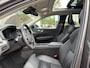 Volvo XC60 Plug-In Hybrid AWD T6 Plus Dark Recharge ADAPT. CRUISE CONTROL | STUUR & STOEL VERWARMING | PANORAMA DAK | 360 GRADEN CAMERA | ELEK. STOELEN MET GEHEUGEN | HARMAN/KARDON AUDIO