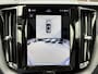 Volvo XC60 Plug-In Hybrid AWD T6 Plus Dark Recharge ADAPT. CRUISE CONTROL | STUUR & STOEL VERWARMING | PANORAMA DAK | 360 GRADEN CAMERA | ELEK. STOELEN MET GEHEUGEN | HARMAN/KARDON AUDIO