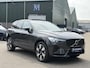 Volvo XC60 Plug-In Hybrid AWD T6 Plus Dark Recharge ADAPT. CRUISE CONTROL | STUUR & STOEL VERWARMING | PANORAMA DAK | 360 GRADEN CAMERA | ELEK. STOELEN MET GEHEUGEN | HARMAN/KARDON AUDIO