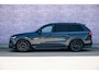 Volvo XC90 T8 Plug-in hybrid AWD Ultra Black Ed. Exec. | Executive | Heico Body Kit | Selected Level | Black Pack | Bowers & Wilkins Audio | Luchtvering | Adaptieve Cruise Control | Pilot Assist | Massage & Ventilatie | Gelamineerde Zijruiten Rondom | Getint Glas | Zitverlenging | 22" LM