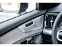 Volvo XC90 T8 Plug-in hybrid AWD Ultra Black Ed. Exec. | Executive | Heico Body Kit | Selected Level | Black Pack | Bowers & Wilkins Audio | Luchtvering | Adaptieve Cruise Control | Pilot Assist | Massage & Ventilatie | Gelamineerde Zijruiten Rondom | Getint Glas | Zitverlenging | 22" LM