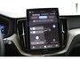 Volvo XC60 Plus Black Edition Recharge Plug-In Hybrid AWD | Elektrisch glazen panorama-dak | Lichtmetalen velgen 21" | Luxe lederen/stof bekleding