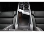 Volvo XC60 Plus Black Edition Recharge Plug-In Hybrid AWD | Elektrisch glazen panorama-dak | Lichtmetalen velgen 21" | Luxe lederen/stof bekleding