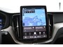 Volvo XC60 Plus Black Edition Recharge Plug-In Hybrid AWD | Elektrisch glazen panorama-dak | Lichtmetalen velgen 21" | Luxe lederen/stof bekleding