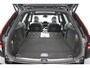 Volvo XC60 Plus Black Edition Recharge Plug-In Hybrid AWD | Elektrisch glazen panorama-dak | Lichtmetalen velgen 21" | Luxe lederen/stof bekleding