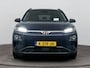 Hyundai Kona Electric EV PREMIUM 64 kWh | 3- FASE | NAVI | CLIMA | ADAPT. CRUISE | CAMERA | HUD | LEDER | STUUR- & STOELVERWARMING | WARMTEPOMP | PRIVACY GLASS | WLTP 481 KM! |