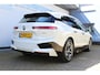 BMW iX xDrive40 Executive 77 kWh | SoH 100% | Incl. 12 maanden Garantie | 360° Camera | Elektrisch verstelbare stoelen/stuurwiel | Dodehoekdetectie | Stoelverwarming | Elektrische kofferbakklep | Draadloze telefoonlader | Keyless entry/start | 22 Inch LMV | Origineel NL Auto | NAP |