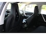BMW iX xDrive40 Executive 77 kWh | SoH 100% | Incl. 12 maanden Garantie | 360° Camera | Elektrisch verstelbare stoelen/stuurwiel | Dodehoekdetectie | Stoelverwarming | Elektrische kofferbakklep | Draadloze telefoonlader | Keyless entry/start | 22 Inch LMV | Origineel NL Auto | NAP |