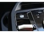 BMW iX xDrive40 Executive 77 kWh | SoH 100% | Incl. 12 maanden Garantie | 360° Camera | Elektrisch verstelbare stoelen/stuurwiel | Dodehoekdetectie | Stoelverwarming | Elektrische kofferbakklep | Draadloze telefoonlader | Keyless entry/start | 22 Inch LMV | Origineel NL Auto | NAP |
