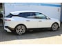 BMW iX xDrive40 Executive 77 kWh | SoH 100% | Incl. 12 maanden Garantie | 360° Camera | Elektrisch verstelbare stoelen/stuurwiel | Dodehoekdetectie | Stoelverwarming | Elektrische kofferbakklep | Draadloze telefoonlader | Keyless entry/start | 22 Inch LMV | Origineel NL Auto | NAP |