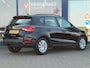SEAT Arona 1.0 EcoTSI Style, Draadloos Carplay + Android Auto / Parkeersensoren / LED / 16' LMV
