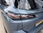 Peugeot 308 SW 1.2 Hybrid 145 PK GT Automaat | € 10.000 DEMO Voordeel | Tot 8 jaar Garantie | Facelift model | Alcantara / Leder Massage Stoelen | Stoel- & Stuurverwarming | Navigatie | 18" Lichtmetalen Velgen | Climate Control | 360 Camera | Dode Hoek Detectie |