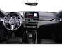 BMW X2 sDrive20i High Executive M Sport - Trekhaak - Panoramadak - Head up - Cruise Control - Driving/Parking Assistant - Comfort Access - Elektrisch inklapbare buitenspiegels - Elektrisch verstelbare lendensteunen -