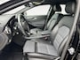 Mercedes-Benz GLA 180 Business Solution Limited | achteruitrijcamera | cruise control | start/stop systeem | Bluetooth telefoonvoorbereiding | schakelmogelijkheid aan stuurwiel |
