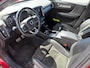 Volvo XC40 2.0 T5 247pk AWD Geartronic R-Design | SUMMER DEALS | Climate control | Trekhaak (2100kg) | Navigatie | Sportstoelen | 18" Lm velgen