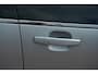 Opel Ampera 1.4 Nederlandse auto 129404 NAP accu is goed actieradius is voldoende rond 40 a 45 km leren bekleding ecc camera BOSE key less navigatie 2 laadkabels en boekjes aanwezig