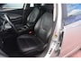 Opel Ampera 1.4 Nederlandse auto 129404 NAP accu is goed actieradius is voldoende rond 40 a 45 km leren bekleding ecc camera BOSE key less navigatie 2 laadkabels en boekjes aanwezig