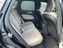 Volvo XC60 2.0 T6 Plug-in hybrid AWD Essential facelift stoel + stuurverwarming trekhaak 21 inch