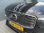 Volvo XC60 2.0 T6 Plug-in hybrid AWD Essential facelift stoel + stuurverwarming trekhaak 21 inch