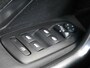 Peugeot 2008 1.2 PureTech Allure | Panoramadak | Stoelverwarming | Trekhaak | Achteruitrijcamera | Navigatie | Apple carplay | Lichtmetalen velgen | Climate control | Cruise control |