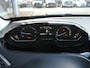 Peugeot 2008 1.2 PureTech Allure | Panoramadak | Stoelverwarming | Trekhaak | Achteruitrijcamera | Navigatie | Apple carplay | Lichtmetalen velgen | Climate control | Cruise control |