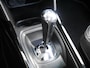 Peugeot 2008 1.2 PureTech Allure | Panoramadak | Stoelverwarming | Trekhaak | Achteruitrijcamera | Navigatie | Apple carplay | Lichtmetalen velgen | Climate control | Cruise control |