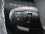 Peugeot 2008 1.2 PureTech Allure | Panoramadak | Stoelverwarming | Trekhaak | Achteruitrijcamera | Navigatie | Apple carplay | Lichtmetalen velgen | Climate control | Cruise control |