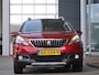 Peugeot 2008 1.2 PureTech Allure | Panoramadak | Stoelverwarming | Trekhaak | Achteruitrijcamera | Navigatie | Apple carplay | Lichtmetalen velgen | Climate control | Cruise control |