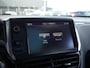 Peugeot 2008 1.2 PureTech Allure | Panoramadak | Stoelverwarming | Trekhaak | Achteruitrijcamera | Navigatie | Apple carplay | Lichtmetalen velgen | Climate control | Cruise control |