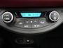 Toyota Yaris 1.5 Hybrid Bi-Tone | Stoelverwarming | Climate Control | Achteruitrijcamera |