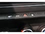 Renault Captur 1.0 TCe 100 Bi-Fuel Zen | Airco | Parkeersensor | Navigatie | Cruise control | LPG-G3 | Trekhaak | Key-less |