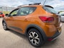 Dacia Sandero Stepway 1.0 TCe 100 Bi-Fuel Comfort met parkeersensoren / camera en bluetooth telefoon / media en navigatie en airco