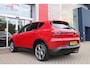 Alfa Romeo Tonale 1.3T PHEV 280PK EDIZIONE BUSINESS | AFNEEMBARE TREKHAAK | ALL SEASON BANDEN | PREMIUM PACK: LEDEREN BEKLEDING/GEVENTILEERDE VOORSTOELEN/4-VOUDIG ELEKTRISCH VERSTELBARE LENDESTEUN VOORSTOELEN/HOOGGLANS ZWARTE RAAMOMLIJSTING/AMBIENT LIGHTING | TECHNOLOGY PACK: PAARKEERWAARSCHUWING VOOR ACHTER ZIJKANT/AUTOMATISCHE INPARKEERHULP MET EXIT ASSIST/360° CAMERA/AUTONOMOUS DRIVING LEVEL 2 MET O.A. ADAPTIVE CRUISE CONTROL/BLIND SPOT DETECTION/AUTOMATISCH DIMMENDE BUITENSPIEGELS/ELEKTRISCH BEDIENBARE ACHTERKLEP/DRAADLOZE TELEFOONLADER | WINTERPACK: STOELVERWARMING VOOR/STUURVERWARMING/VERWARMBARE RUITENSPROEIERS | HARMAN KARDON SOUND SYSTEM | DRAADLOZE APPLE CARPLAY/ANDROID AUTO | NAVIGATIE | 20" LICHTMETALEN VELGEN "GRAPHITE GREY" |