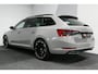 Skoda Superb Combi 1.4 TSI iV Sportline Business / Panoramadak / Elektr. verstelbare stoelen + memory / Elektr. wegklapbare trekhaak / Stoelverwarming / Ambienteverlichting / Apple Carplay - Android Auto / Achteruitrijcamera / Stuuwielverwarming / PDC / 19'' LMV / Navigatie