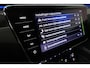 Skoda Superb Combi 1.4 TSI iV Sportline Business / Panoramadak / Elektr. verstelbare stoelen + memory / Elektr. wegklapbare trekhaak / Stoelverwarming / Ambienteverlichting / Apple Carplay - Android Auto / Achteruitrijcamera / Stuuwielverwarming / PDC / 19'' LMV / Navigatie