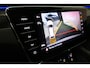 Skoda Superb Combi 1.4 TSI iV Sportline Business / Panoramadak / Elektr. verstelbare stoelen + memory / Elektr. wegklapbare trekhaak / Stoelverwarming / Ambienteverlichting / Apple Carplay - Android Auto / Achteruitrijcamera / Stuuwielverwarming / PDC / 19'' LMV / Navigatie