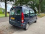 Renault Kangoo 1.2-16V Authentique APK tot 09-02-2027 - vijf zitplaatsen - goeie auto - trekhaak -ramen werken niet, handel,export