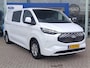 Ford E-Transit Cust. 320 L2H1 Limited 71 kWh DC | 136PK | Adaptieve Cruise | Dodehoeksensoren | 360-graden camera | Trekhaak | 5-zits | Navigatie | Direct beschikbaar! | 2 AGM-accu's