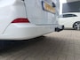 Ford E-Transit Cust. 320 L2H1 Limited 71 kWh DC | 136PK | Adaptieve Cruise | Dodehoeksensoren | 360-graden camera | Trekhaak | 5-zits | Navigatie | Direct beschikbaar! | 2 AGM-accu's
