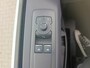 Ford E-Transit Cust. 320 L2H1 Limited 71 kWh DC | 136PK | Adaptieve Cruise | Dodehoeksensoren | 360-graden camera | Trekhaak | 5-zits | Navigatie | Direct beschikbaar! | 2 AGM-accu's