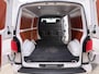 Volkswagen Transporter Bedrijfswagens 2.0 TDI 204 PK L2H1 Highline | Trekhaak | Parkeerhulp | ACC | Versterkte Vering | Carplay | 17'' |
