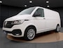 Volkswagen Transporter Bedrijfswagens 2.0 TDI 204 PK L2H1 Highline | Trekhaak | Parkeerhulp | ACC | Versterkte Vering | Carplay | 17'' |