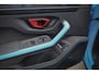 Lamborghini Urus SE 4.0 V8 Hybrid | AKRAPOVIC | ADAPTIVE | TREKHAAK | MASSAGE | STOELVERWARMING & VERKOELING | SUEDE HEMEL | B&O 3D AUDIO |