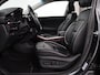 Kia Niro EV e-Niro DynamicPlusLine 64 kWh | SOH 94,3% | Panoramadak | Memory | Leder | Stuur/stoel verwarming | Stoelventilatie | Dodehoek detectie | Cruise control | Carplay | Camera | Park assist | PHEV