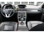 Volvo V70 T4 180PK Automaat Nordic+ | Verw. Voorstoelen | Trekhaak | PDC Achter | Verw. Voorruit | Leder |