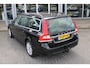 Volvo V70 T4 180PK Automaat Nordic+ | Verw. Voorstoelen | Trekhaak | PDC Achter | Verw. Voorruit | Leder |