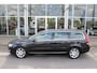 Volvo V70 T4 180PK Automaat Nordic+ | Verw. Voorstoelen | Trekhaak | PDC Achter | Verw. Voorruit | Leder |