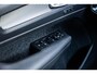 Volvo XC40 1.5 T5 Twin Engine R-Design | Plug-in Hybrid (PHEV) | Achteruitrijcamera | Parkeersensoren | Panoramadak | Keyless Entry | Elektrische Achterklep | Navigatie | Elektrisch Verstelbare Voorstoelen | Stoelverwarming
